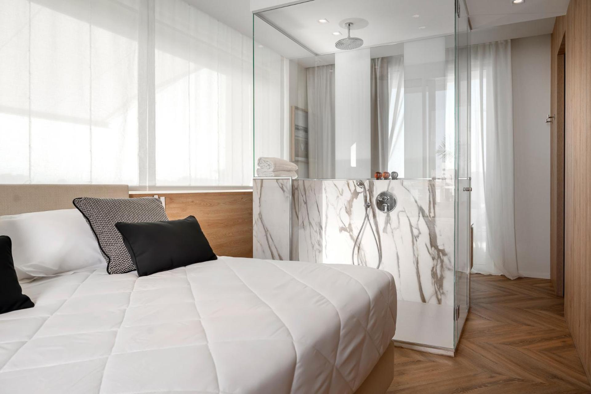 Suite Spa Bath